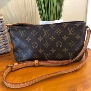 Louis Vuitton Monogram Cross Body Bag